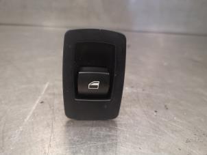 Used Electric window switch BMW 3 serie (E90) 320i 16V Price on request offered by Bongers Auto-Onderdelen Zeeland