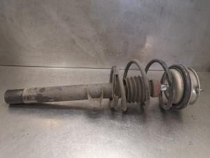 Used Front shock absorber rod, left BMW 3 serie (E46/4) Price on request offered by Bongers Auto-Onderdelen Zeeland