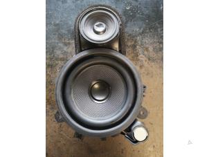 Used Speaker Volvo XC90 I 2.4 D5 20V Price on request offered by Bongers Auto-Onderdelen Zeeland