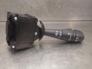 Used Wiper switch Renault Clio Price on request offered by Bongers Auto-Onderdelen Zeeland