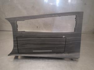 Used Front ashtray Peugeot 508 (F3/FB/FH/FP) 1.6 16V PureTech 150 Price on request offered by Bongers Auto-Onderdelen Zeeland