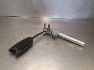 Used Seatbelt tensioner, left Opel Corsa Price on request offered by Bongers Auto-Onderdelen Zeeland