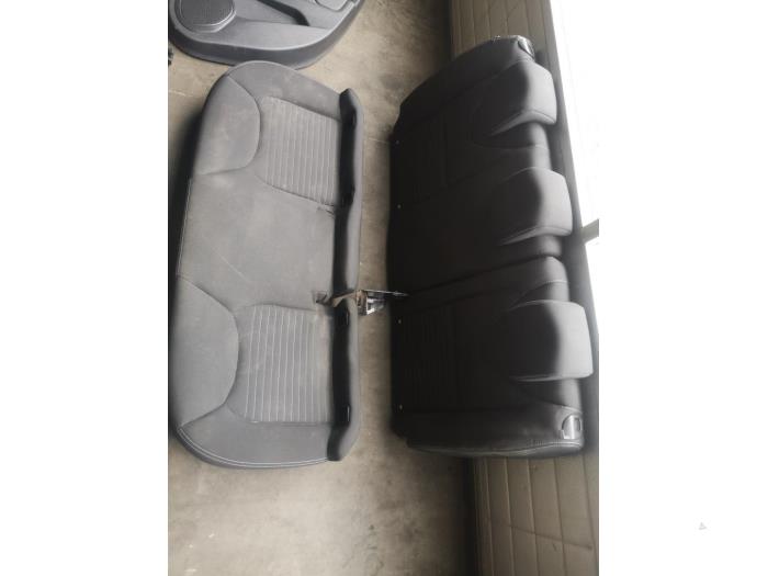 Set of upholstery (complete) from a Renault Clio 2017