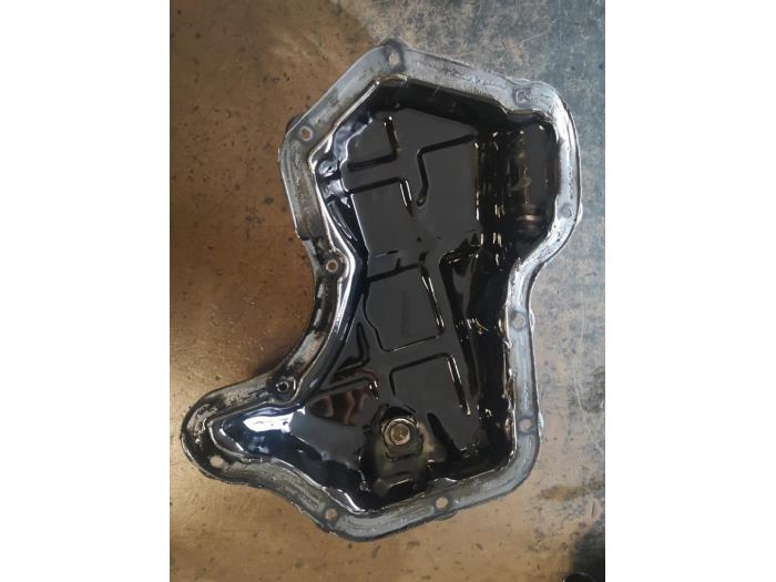 Gebrauchte Ölwanne Renault Megane Scenic Preis auf Anfrage angeboten von Bongers Auto-Onderdelen Zeeland