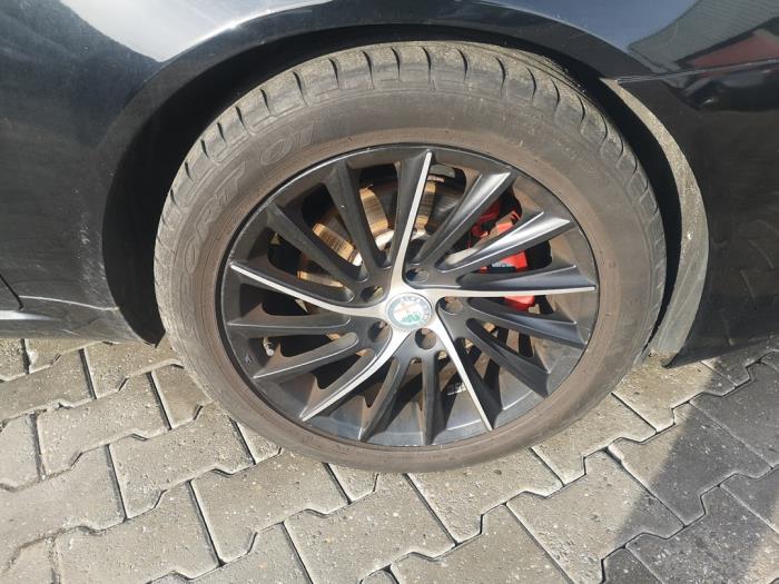 Alfa Romeo 159 Rims Set of sports wheels - Alloy - Bongers Auto-Onderdelen Zeeland