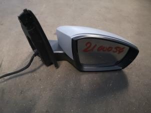 Used Wing mirror, right Volkswagen Polo V (6R) 1.4 16V Price on request offered by Bongers Auto-Onderdelen Zeeland