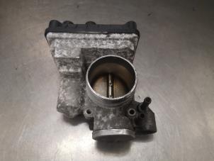 Used Throttle body Mercedes Vaneo Price on request offered by Bongers Auto-Onderdelen Zeeland