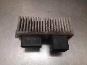 Used Cooling fin relay Renault Megane Price on request offered by Bongers Auto-Onderdelen Zeeland
