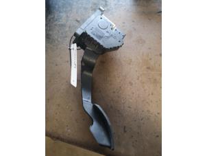 Used Accelerator pedal Opel Corsa D 1.3 CDTi 16V ecoFLEX Price on request offered by Bongers Auto-Onderdelen Zeeland