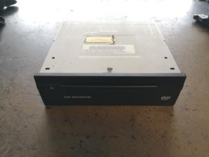 Used DVD player Mercedes SLK (R171) 1.8 200 K 16V Price on request offered by Bongers Auto-Onderdelen Zeeland