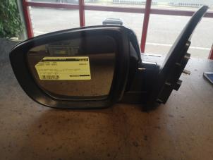 Gebrauchte Außenspiegel links Hyundai iX35 (LM) Preis auf Anfrage angeboten von Bongers Auto-Onderdelen Zeeland