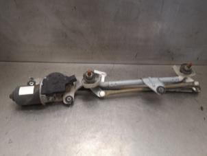 Used Wiper motor + mechanism Mitsubishi Colt Price on request offered by Bongers Auto-Onderdelen Zeeland