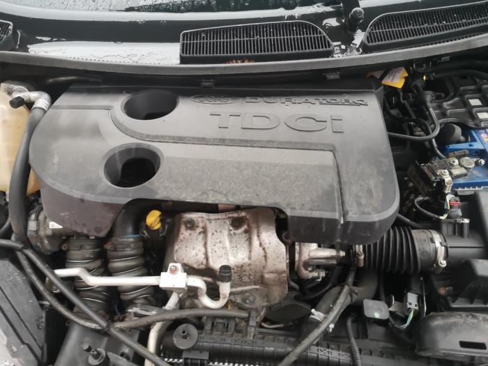 Motor van een Ford Fiesta 6 (JA8) 1.6 TDCi 95 Van 2013