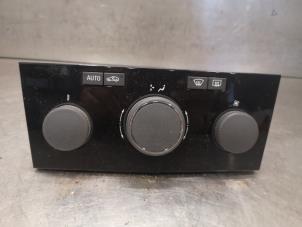 Used Heater control panel Opel Zafira (M75) 1.7 CDTi 16V Price on request offered by Bongers Auto-Onderdelen Zeeland