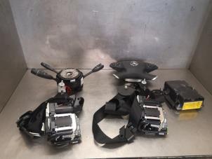 Used Airbag set + module Mercedes E-Klasse Price on request offered by Bongers Auto-Onderdelen Zeeland