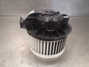 Usados Motor de ventilador de calefactor Volkswagen UP Precio de solicitud ofrecido por Bongers Auto-Onderdelen Zeeland