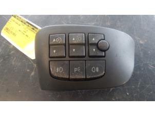 Used Fog light switch Fiat Stilo (192A/B) 1.8 16V 5-Drs. Price on request offered by Bongers Auto-Onderdelen Zeeland
