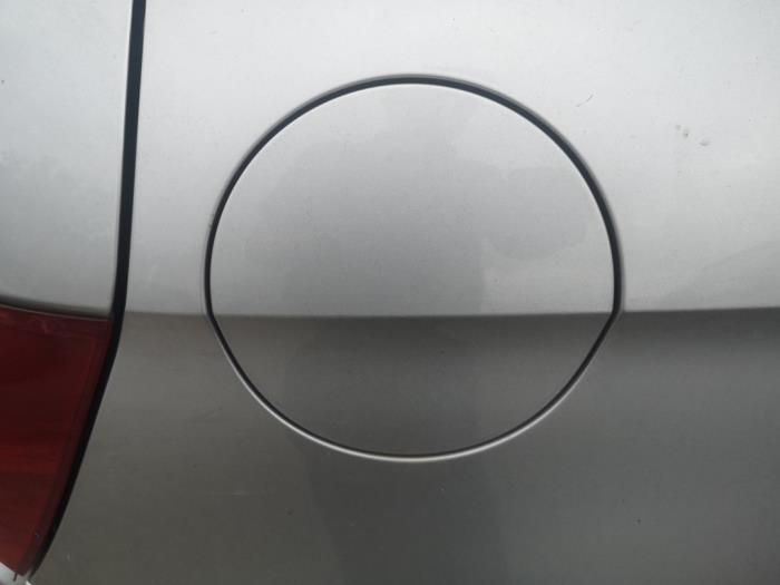 Tapa de depósito de un Audi A1 Sportback (8XA/8XF) 1.6 TDI 16V 2012