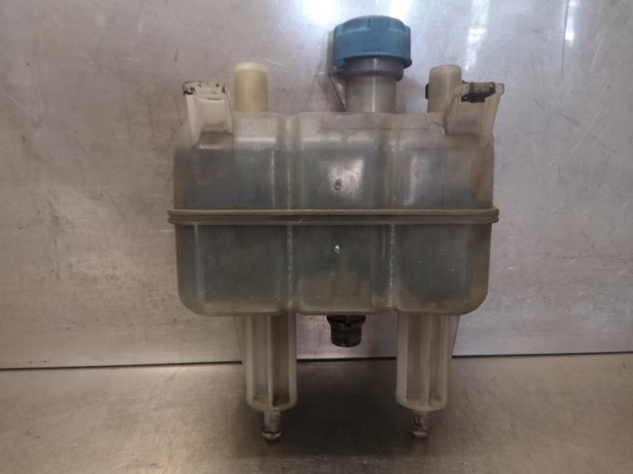 Expansion vessel from a Fiat Ducato 2019
