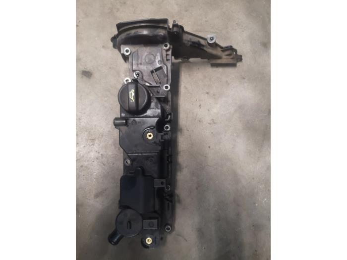 Gebrauchte Ventildeckel Fiat Scudo (270) 1.6 D Multijet DPF Preis auf Anfrage angeboten von Bongers Auto-Onderdelen Zeeland