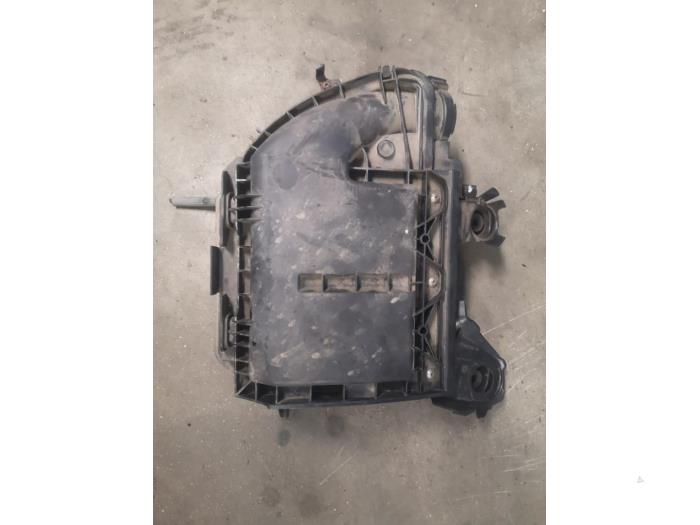 Begagnade Luftfilterhus Fiat Scudo (270) 1.6 D Multijet DPF Pris på förfrågan erbjuds av Bongers Auto-Onderdelen Zeeland
