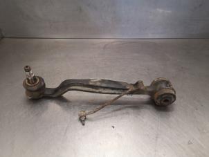 Used Front wishbone, right Landrover Range Rover III (LM) 4.4 V8 32V Price on request offered by Bongers Auto-Onderdelen Zeeland