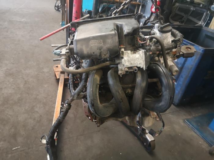 Engine Toyota Yaris II (P9), 2005 / 2014 1.3 16V VVT-i, Hatchback, Petrol, 1.298cc, 64kW (87pk), FWD, 2SZFE, 2005-08 / 2010-11, SCP90 (Used)