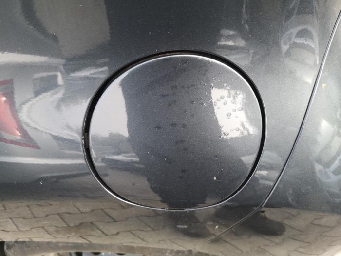 Tankklappe van een Toyota Aygo (B40) 1.0 12V VVT-i 2016