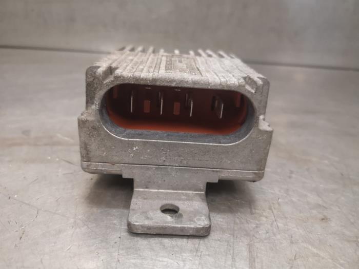 Cooling fin relay from a Mercedes-Benz A (W168) 1.6 A-160 2000