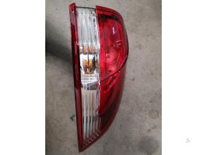 Used Taillight, right Renault Clio IV Estate/Grandtour (7R) Price on request offered by Bongers Auto-Onderdelen Zeeland