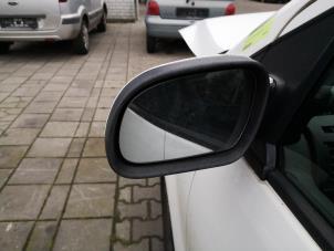 Used Wing mirror, left Volkswagen Fox (5Z) 1.4 16V Price on request offered by Bongers Auto-Onderdelen Zeeland