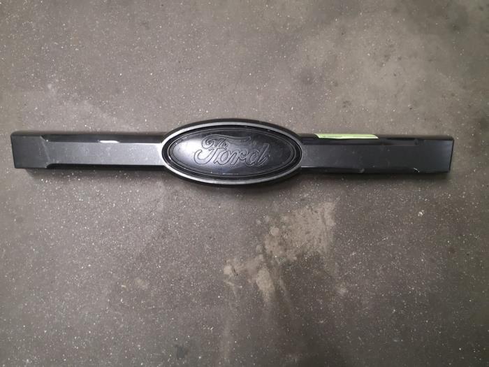 Używane Grill Ford Ranger Cena na żądanie oferowane przez Bongers Auto-Onderdelen Zeeland