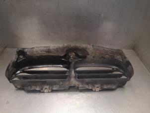 Used Cooling fan housing BMW 5 serie (E60) 530d 24V Price on request offered by Bongers Auto-Onderdelen Zeeland