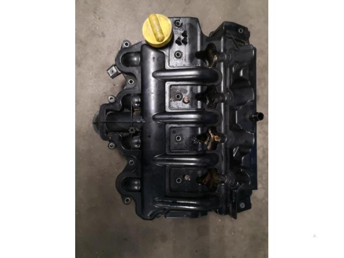 Usagé Couvercle soupapes Renault Master Prix sur demande proposé par Bongers Auto-Onderdelen Zeeland