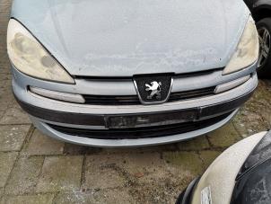 Used Front bumper Peugeot 807 2.2 HDiF 16V Price on request offered by Bongers Auto-Onderdelen Zeeland