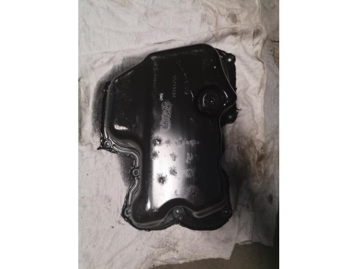 Used Sump Fiat 500X (334) 1.3 D 16V Multijet Price on request offered by Bongers Auto-Onderdelen Zeeland