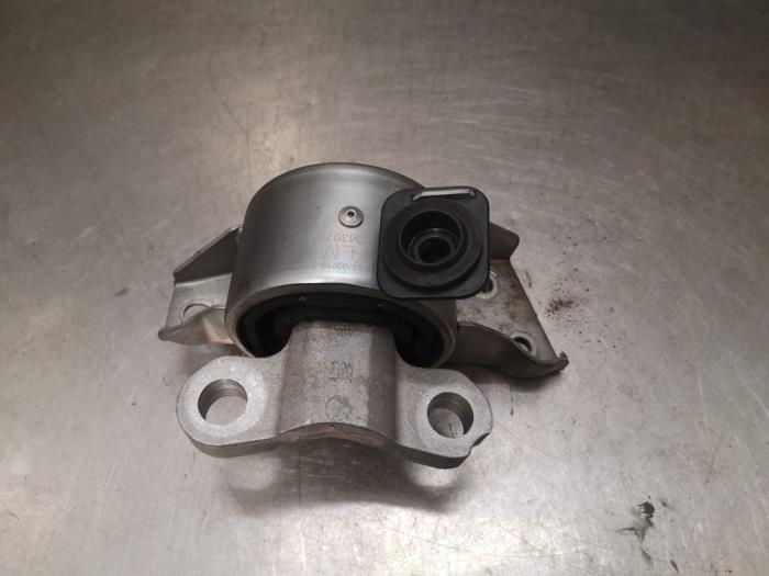 Used Engine mount Opel Adam 1.4 16V Price on request offered by Bongers Auto-Onderdelen Zeeland