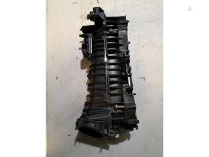 Used Intake manifold BMW 1-Serie Price on request offered by Bongers Auto-Onderdelen Zeeland