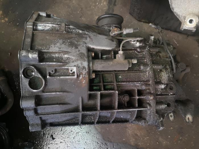 Gebrauchte Getriebe Volkswagen LT II 2.5 TDi LWB Preis auf Anfrage angeboten von Bongers Auto-Onderdelen Zeeland
