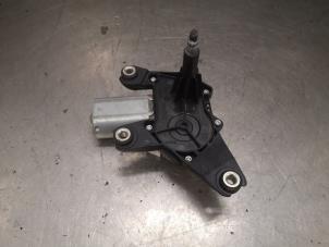 Used Rear wiper motor Renault Clio Price on request offered by Bongers Auto-Onderdelen Zeeland