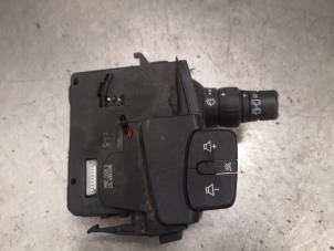 Used Wiper switch Renault Clio Price on request offered by Bongers Auto-Onderdelen Zeeland