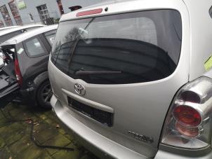 Used Tailgate Toyota Corolla Verso (R10/11) 2.0 D-4D 16V Price on request offered by Bongers Auto-Onderdelen Zeeland