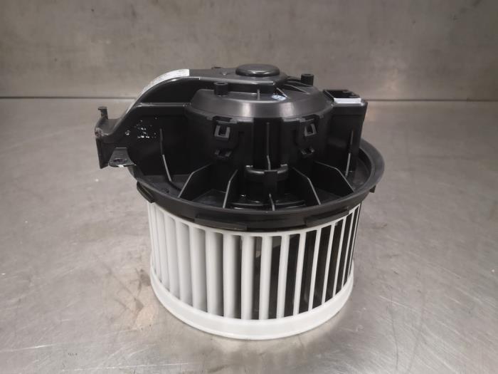 Motor de ventilador de calefactor de un Volkswagen Up! (121) 1.0 12V 75 2012