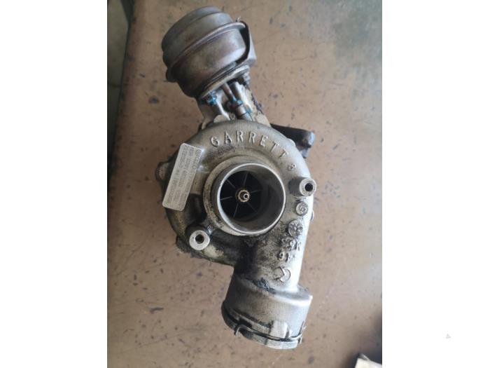 Używane Turbo Volkswagen Passat Variant (3B6) 2.0 TDI DPF Cena na żądanie oferowane przez Bongers Auto-Onderdelen Zeeland