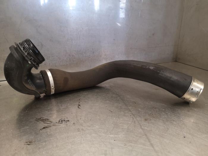 Gebrauchte Intercooler Schlauch Opel Insignia Sports Tourer 2.0 CDTI 16V 160 Ecotec Preis auf Anfrage angeboten von Bongers Auto-Onderdelen Zeeland