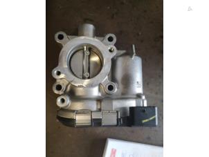 Used Throttle body Renault Captur (2R) 1.3 TCE 150 16V Price on request offered by Bongers Auto-Onderdelen Zeeland
