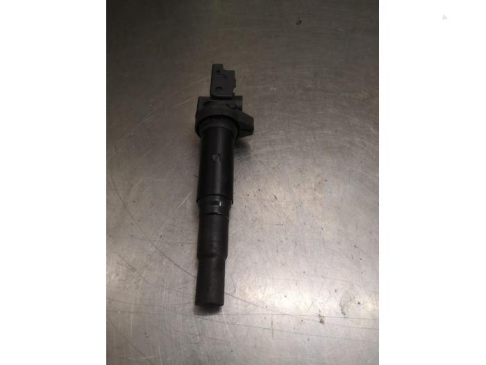 Pen ignition coil from a Peugeot 207 CC (WB) 1.6 16V 2008