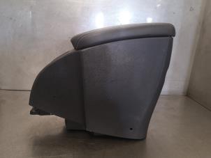 Used Armrest Mercedes Citan (415.6) 1.5 108 CDI Price on request offered by Bongers Auto-Onderdelen Zeeland