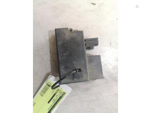 Used Tank flap lock motor Ford C-Max Price on request offered by Bongers Auto-Onderdelen Zeeland