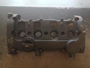 Used Rocker cover Seat Altea (5P1) 2.0 FSI 16V Price on request offered by Bongers Auto-Onderdelen Zeeland
